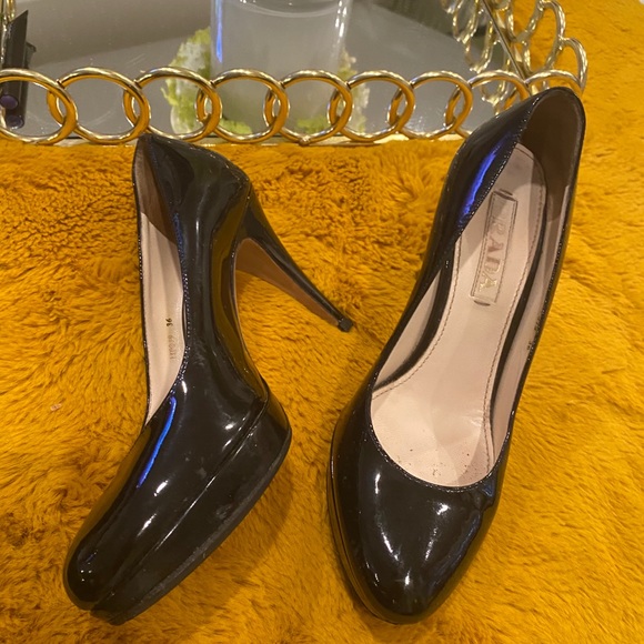 Prada semi round toe heels size 36 used condition - Picture 9 of 16
